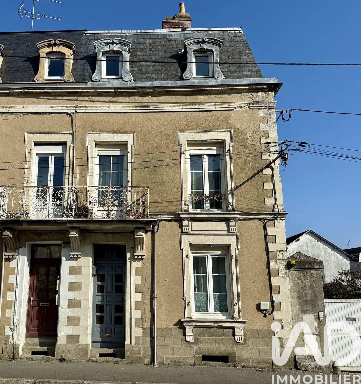 Immeuble de rapport 6 pièces 131 m² - Photo 1