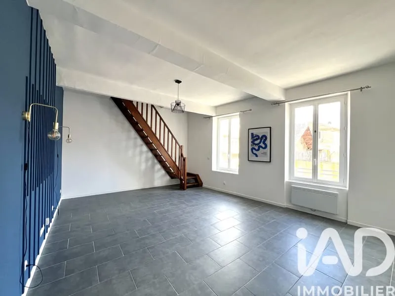 Immeuble 130 m² - Photo 1