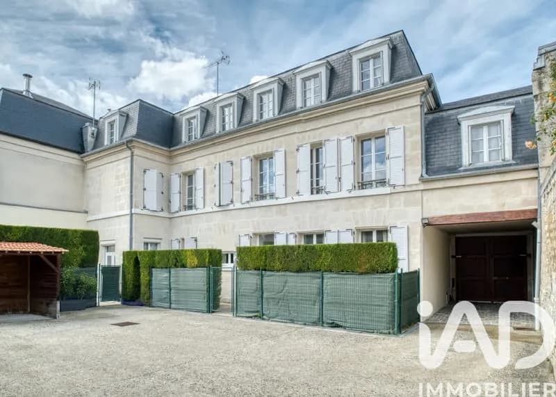 Immeuble de rapport 17 pièces 432 m² - Photo 1