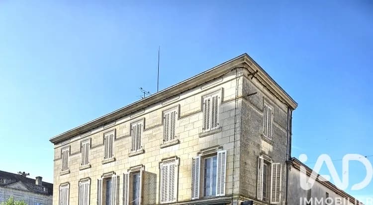 Immeuble 285 m² - Photo 1