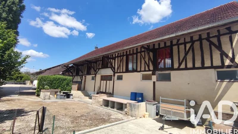 Immeuble 625 m² - Photo 1