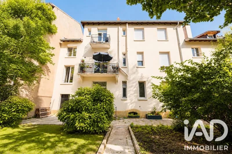 Immeuble 285 m² - Photo 1