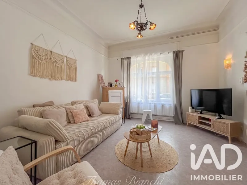 Immeuble 227 m² - Photo 1