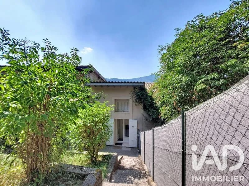 Immeuble 100 m² - Photo 1