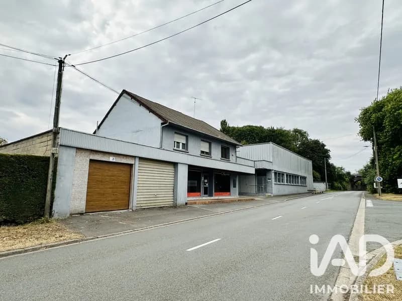 Immeuble 690 m² - Photo 1