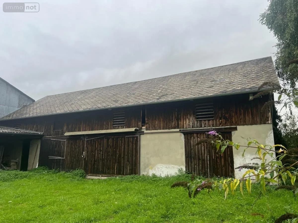 Immeuble 160 m² - Photo 1