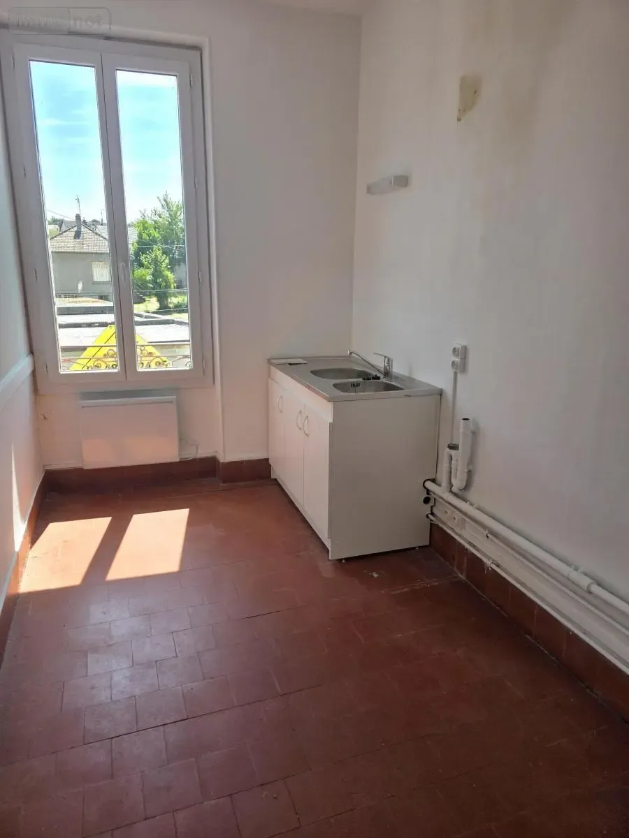 Immeuble 72 m² - Photo 1
