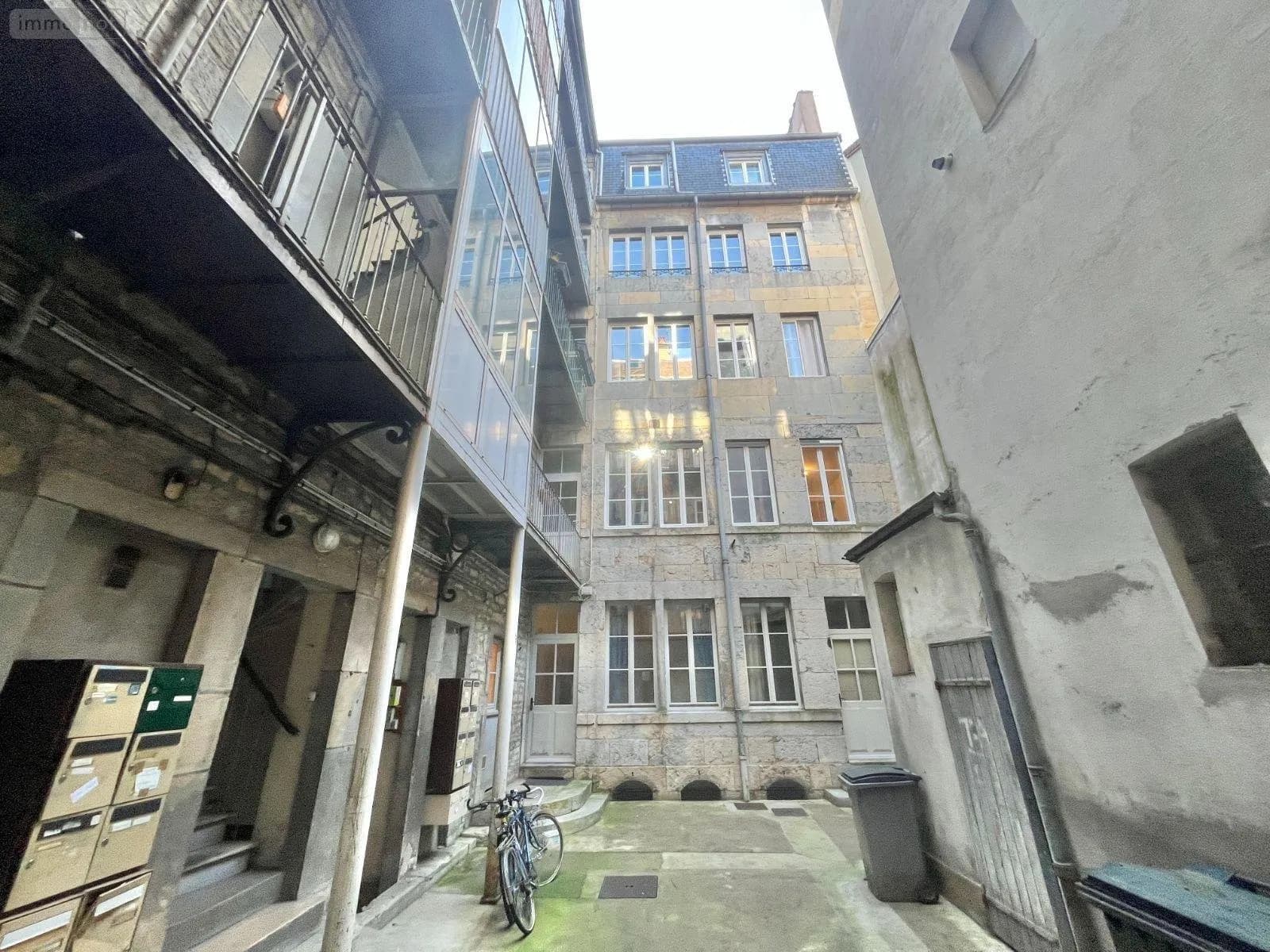Immeuble 4 pièces 58 m² - Photo 1
