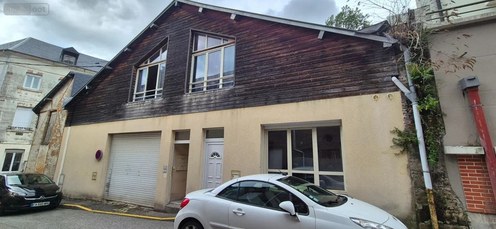 Immeuble de rapport 10 pièces 330 m² - Photo 1