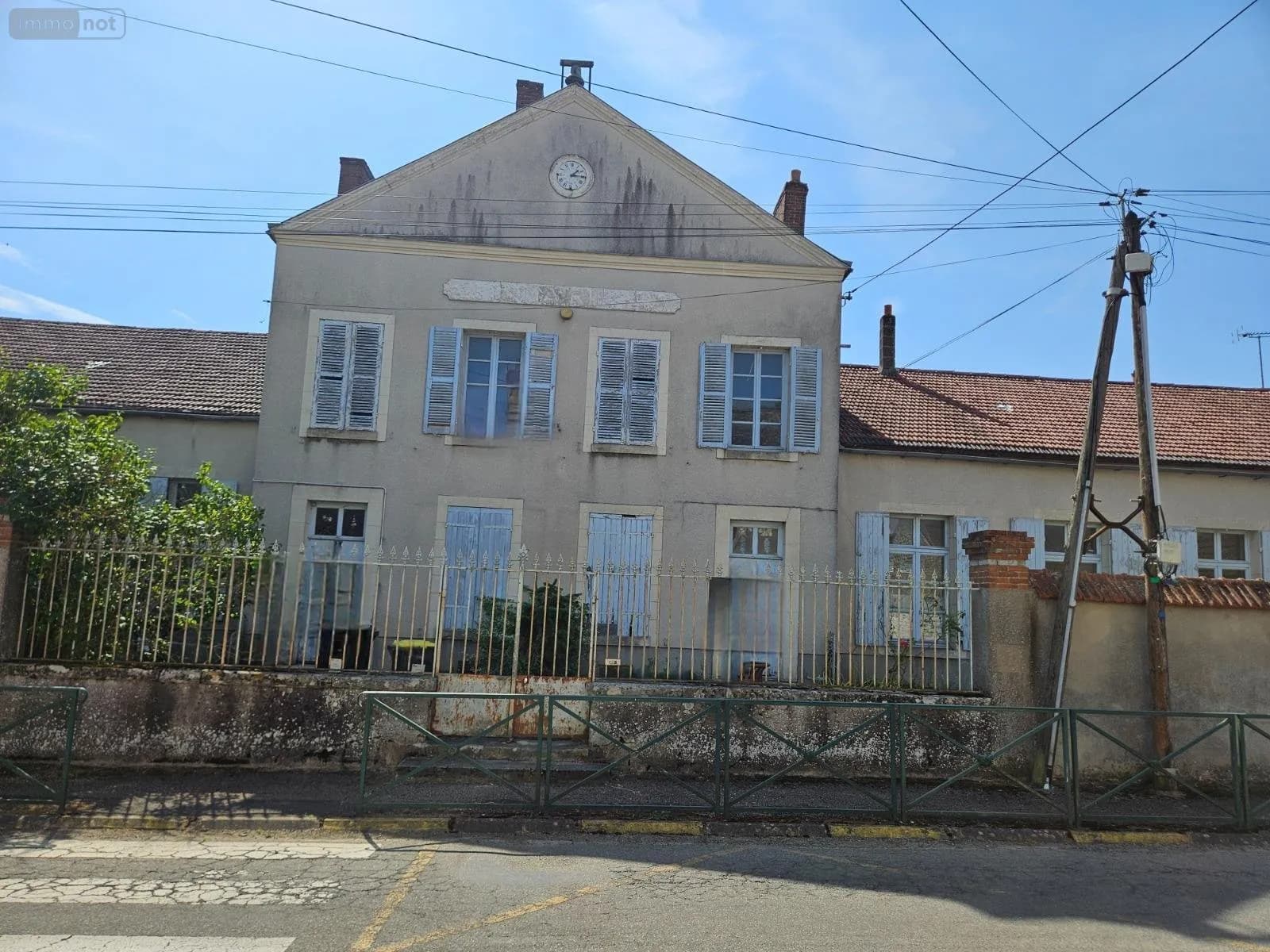 Immeuble 10 pièces 400 m² - Photo 1