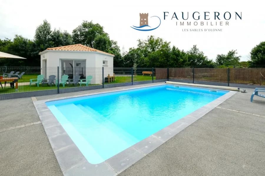Ensemble immobilier 9 pièces 143 m² - Photo 1