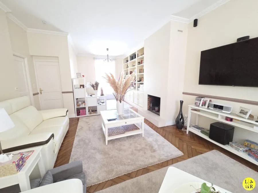 Immeuble de rapport 318 m² - Photo 1