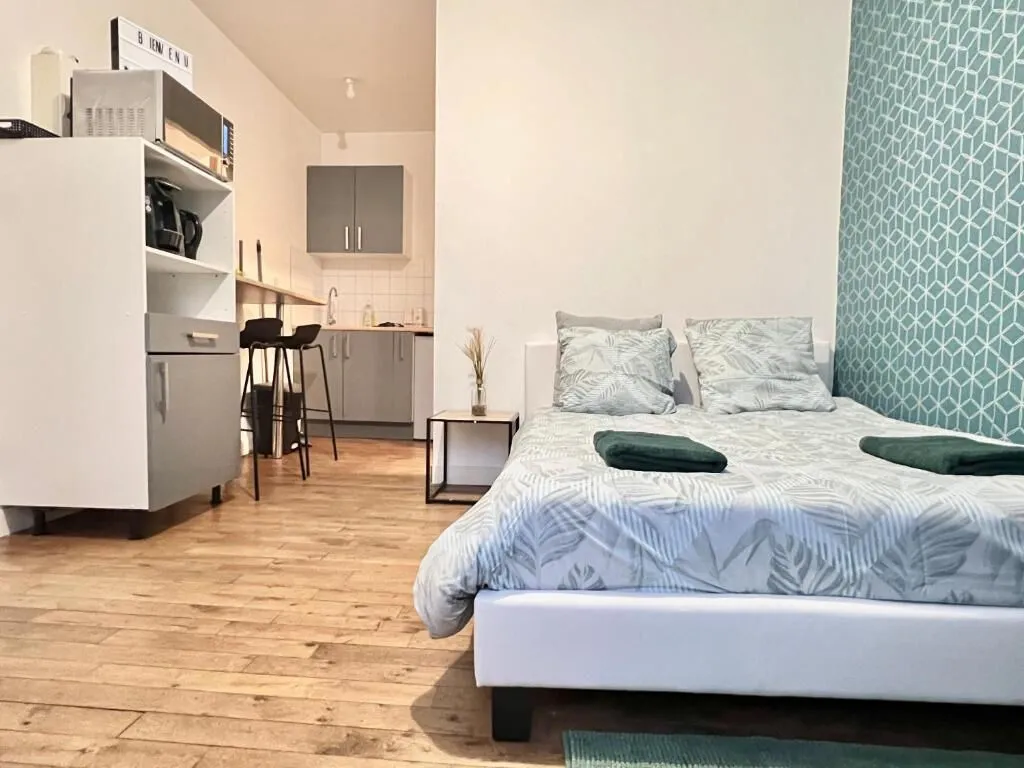 IMMEUBLE - POITIERS BLOSSAC - 3 APPARTEMENTS - Photo 1