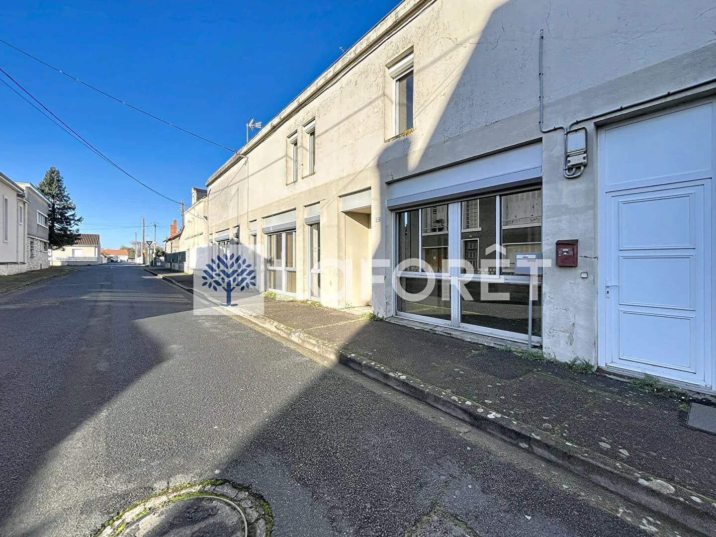 Immeuble 15 pièces 415 m² - Photo 1