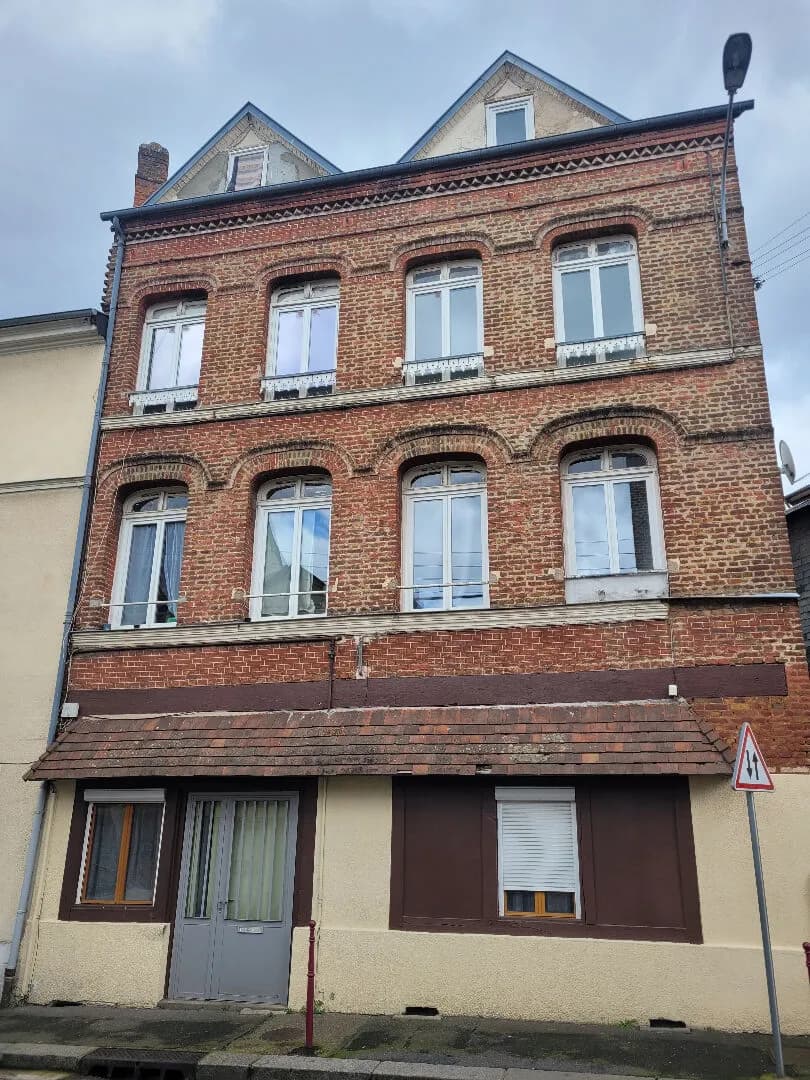 Immeuble de rapport 4 pièces 185 m² - Photo 1
