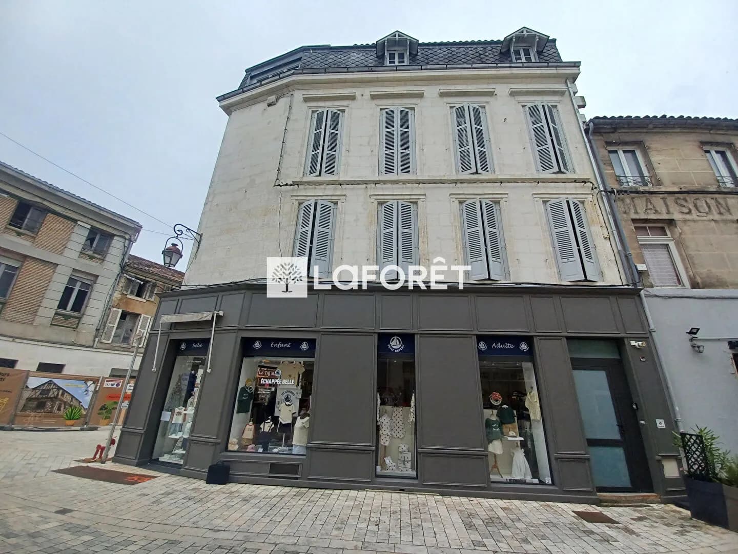 Immeuble 9 pièces 198 m² - Photo 1
