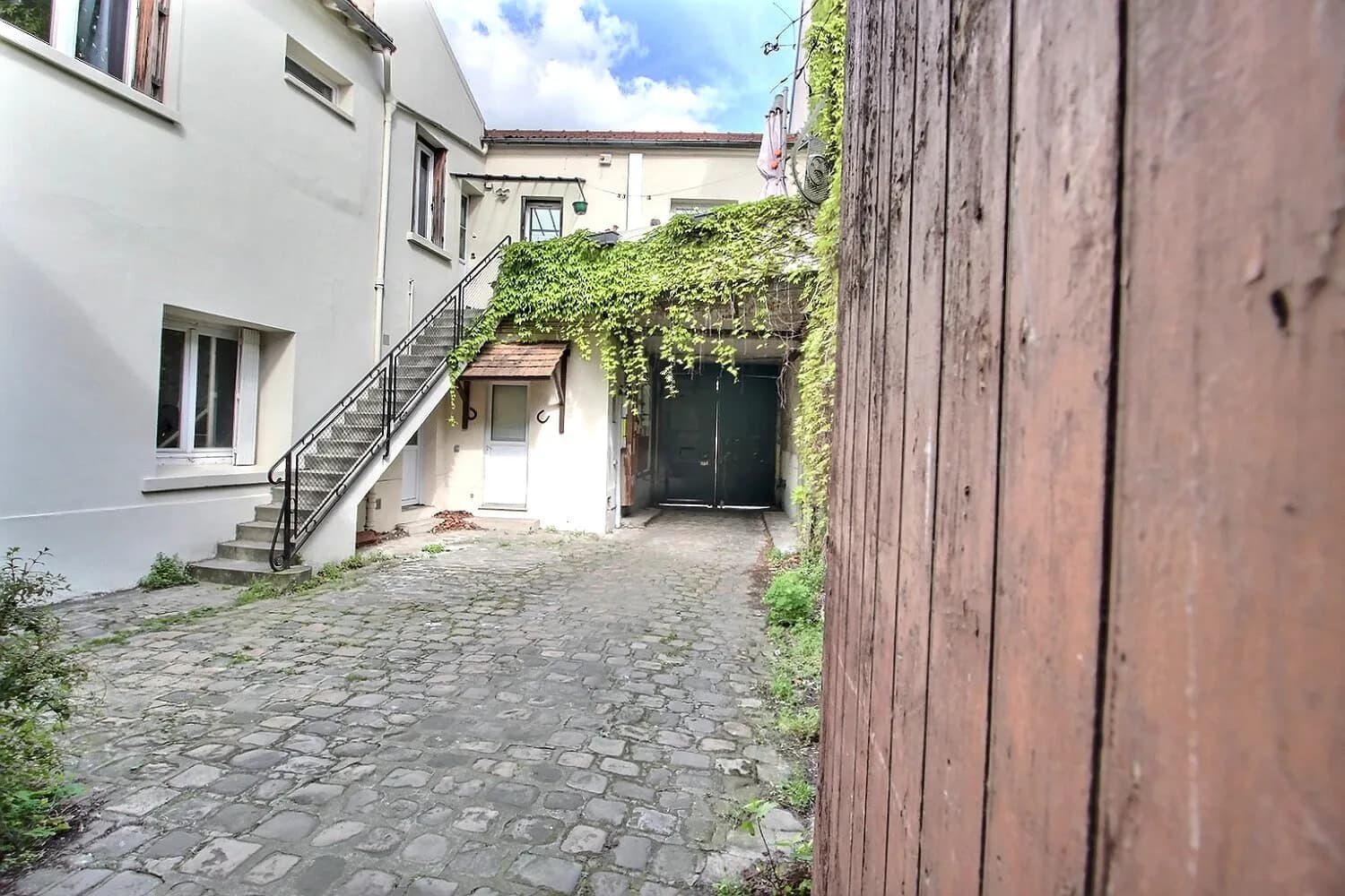 Immeuble de rapport 14 pièces 272 m² - Photo 1