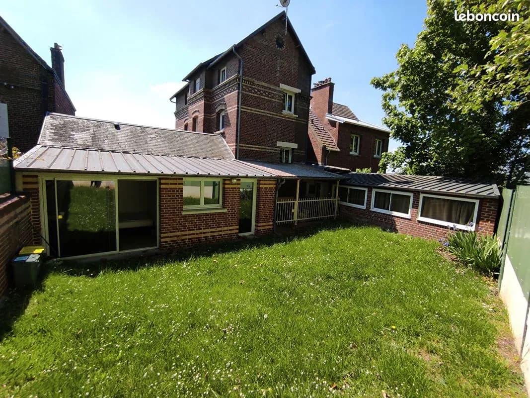 Immeuble 180 m² - Photo 1