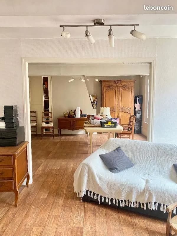 Immeuble 150 m² - Photo 1