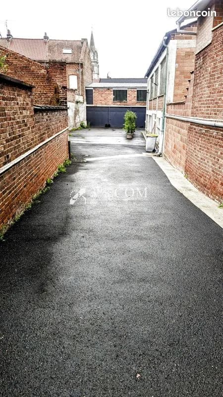 Immeuble 1300 m² - Photo 1