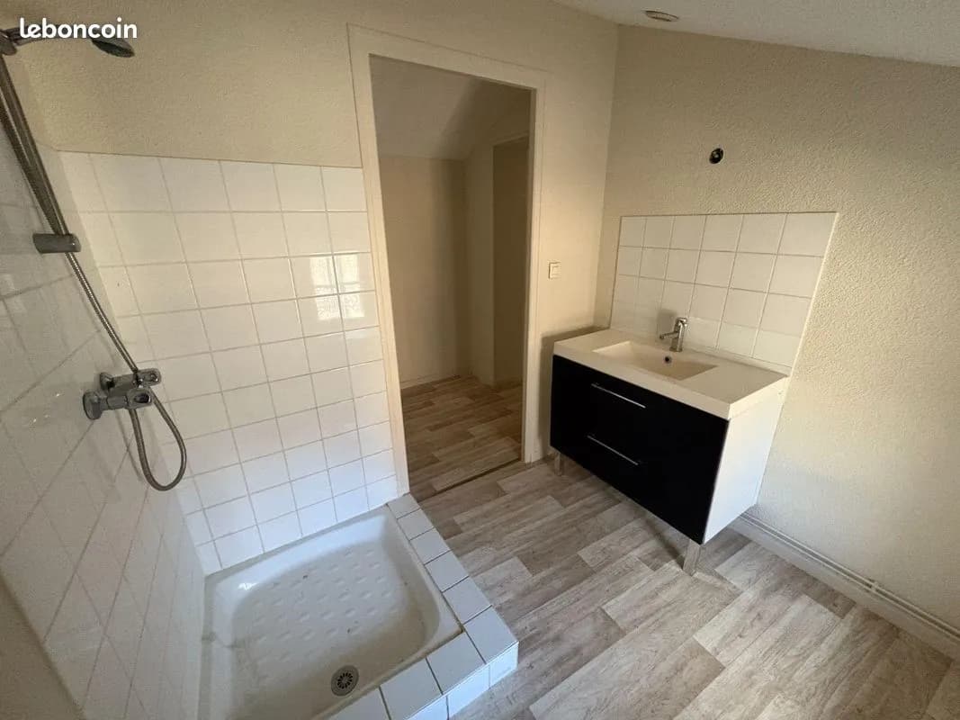 Immeuble 9 pièces 200 m² - Photo 1