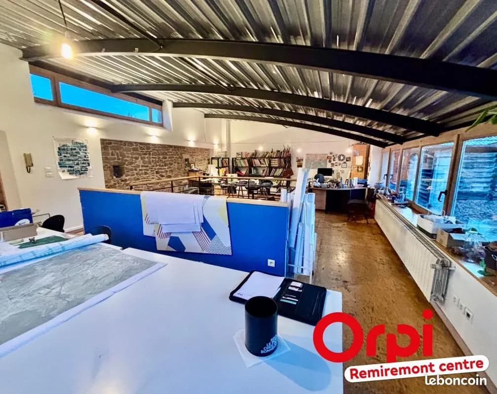 Immeuble 137 m² - Photo 1