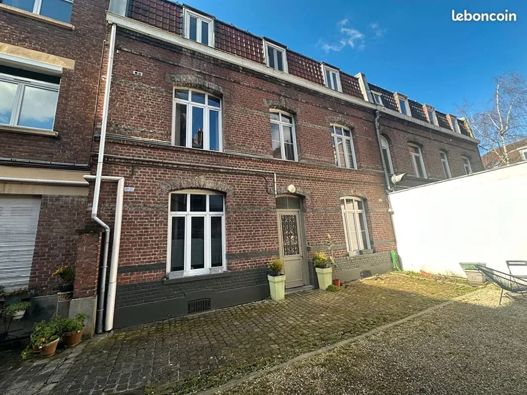Immeuble de rapport 5 pièces 110 m² - Photo 1