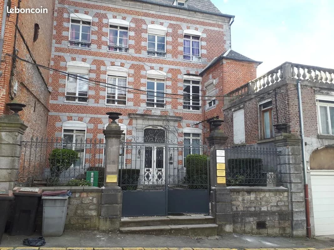 Immeuble de rapport 16 pièces 490 m² - Photo 1