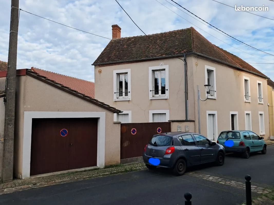 Ensemble immobilier, appartements, garages - Photo 1