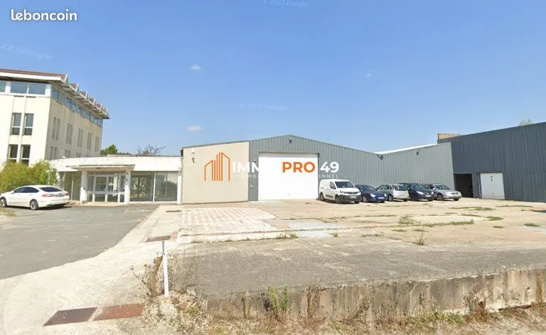 Immeuble 2400 m² - Photo 1