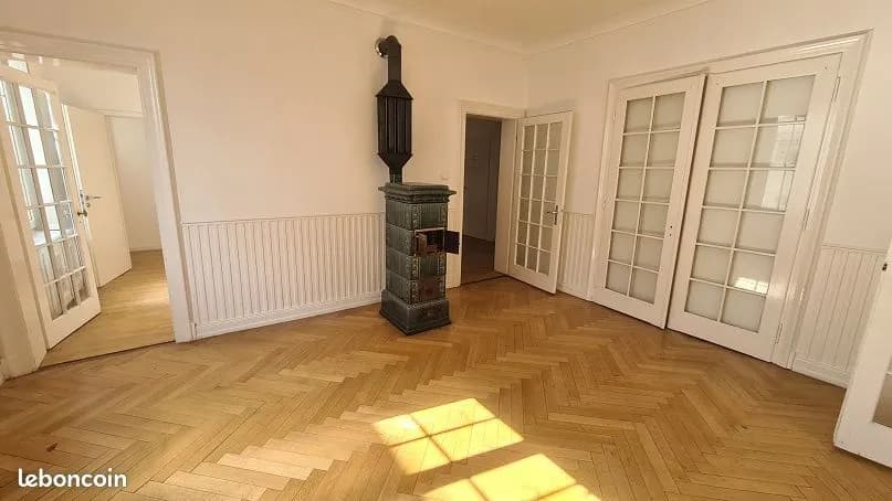 Immeuble 315 m² - Photo 1