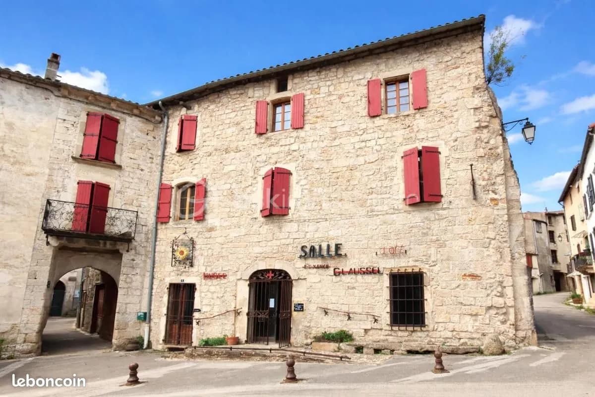 Immeuble 255 m² - Photo 1