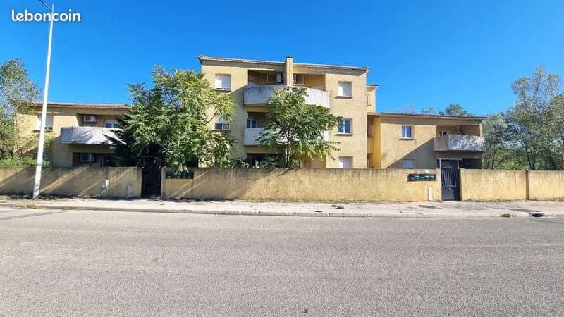 Immeuble de rapport 834 m² - Photo 1