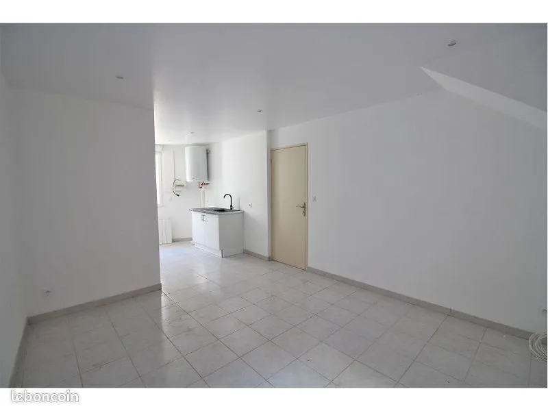 Immeuble 90 m² - Photo 1