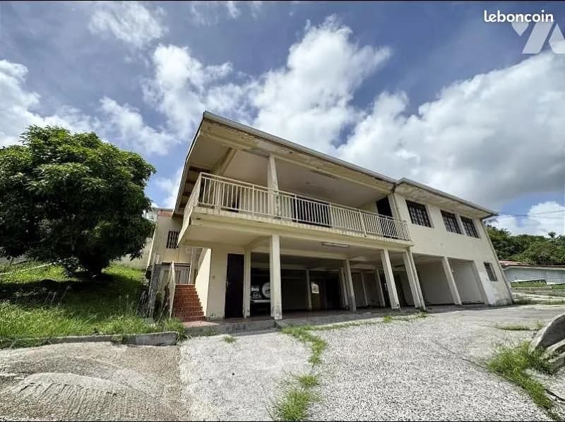 Immeuble 425 m² - Photo 1