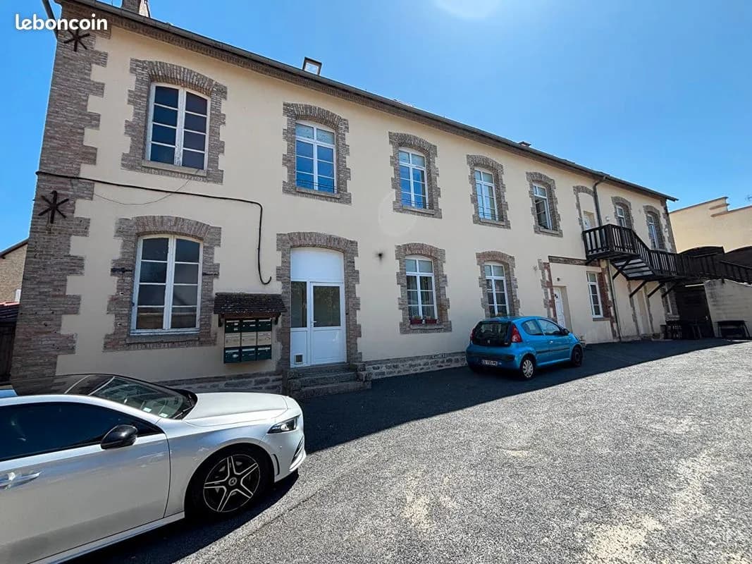 Immeuble de rapport 26 pièces 401 m² - Photo 1