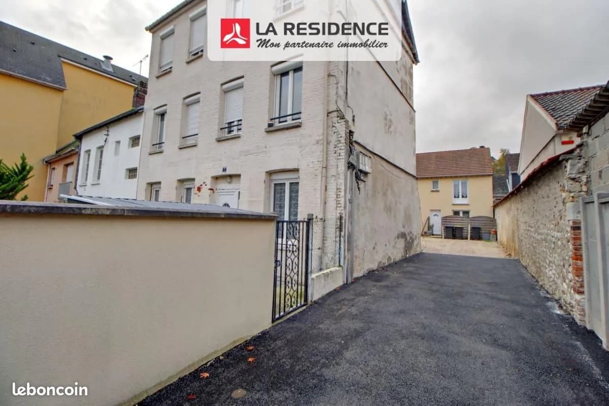 Immeuble de rapport 141 m² - Photo 1