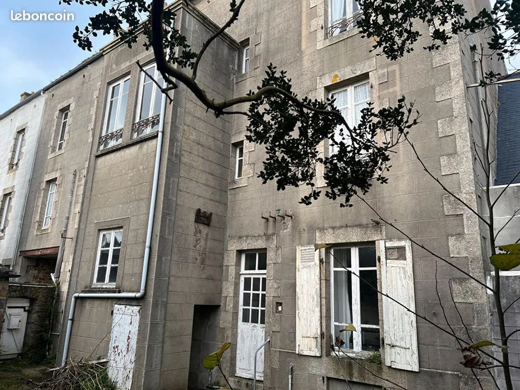 Immeuble 10 pièces 330 m² - Photo 1