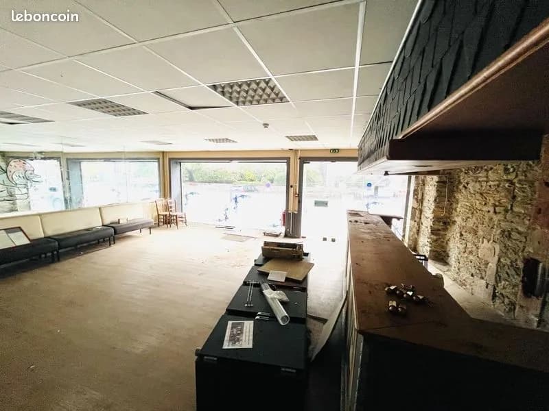 Immeuble 300 m² - Photo 1