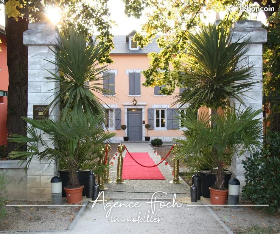Immeuble 1051 m² - Photo 1