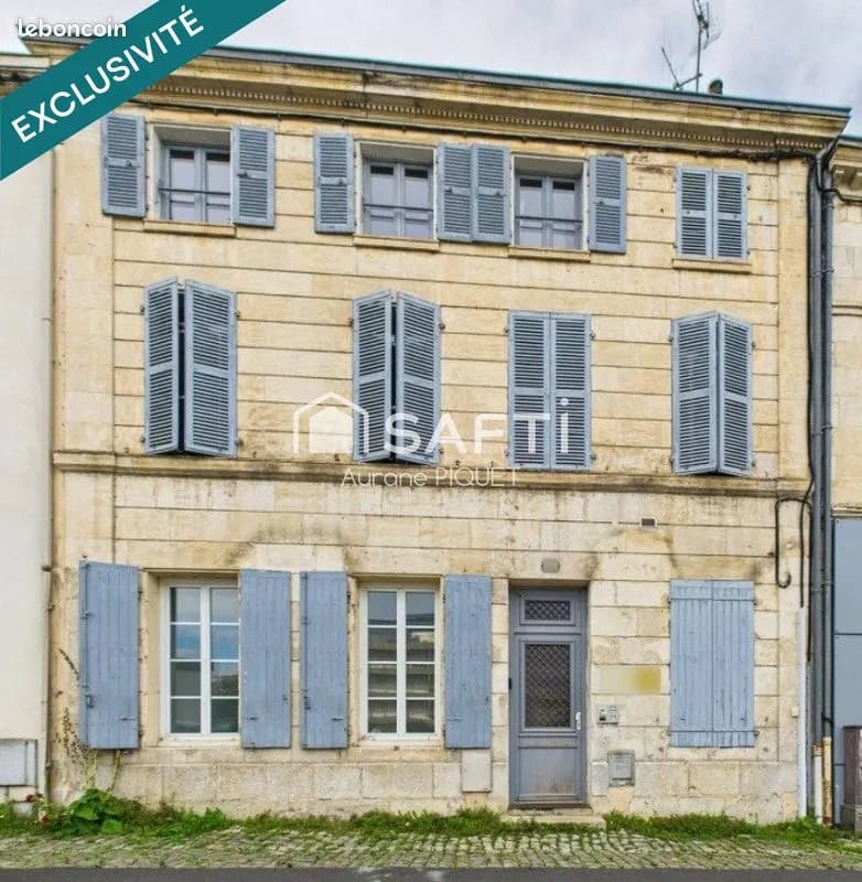 Immeuble 315 m² - Photo 1