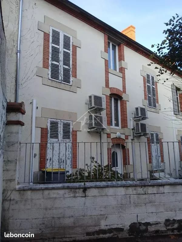 Immeuble de rapport 110 m² - Photo 1