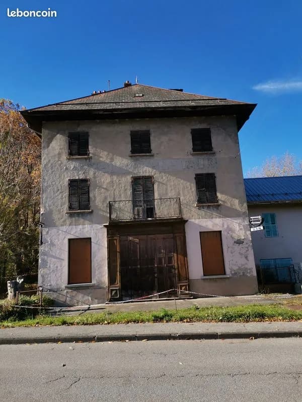À vendre - Ensemble immobilier sur même tènement à Saint-Étienne-de-Cuines (73130) - Photo 1