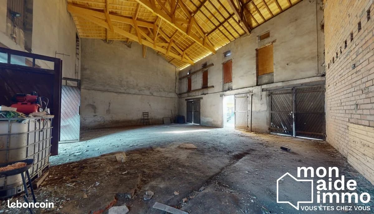 Immeuble 260 m² - Photo 1