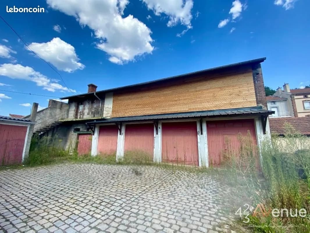 Immeuble 230 m² - Photo 1