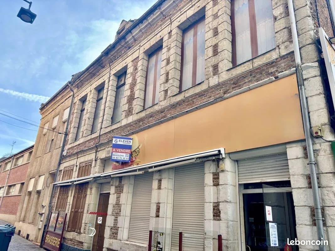 Immeuble 8 pièces 170 m² - Photo 1