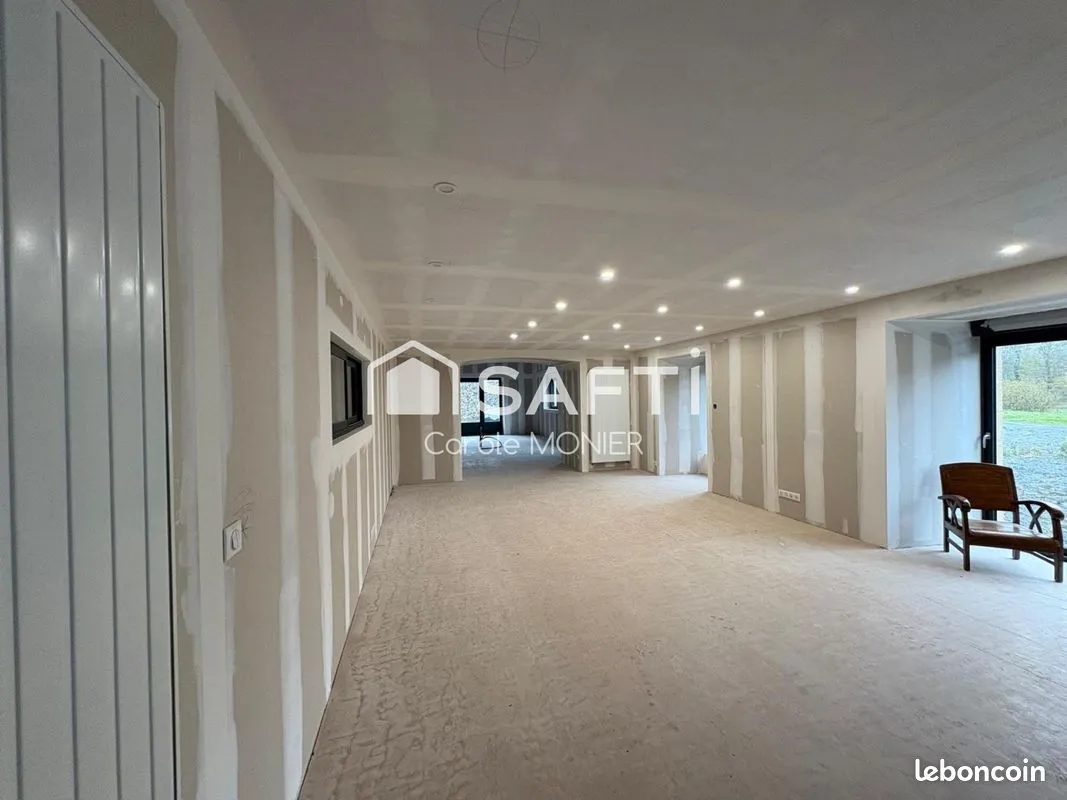 Immeuble 700 m² - Photo 1