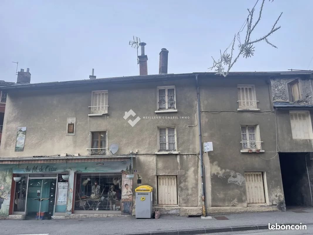 Immeuble 221 m² - Photo 1