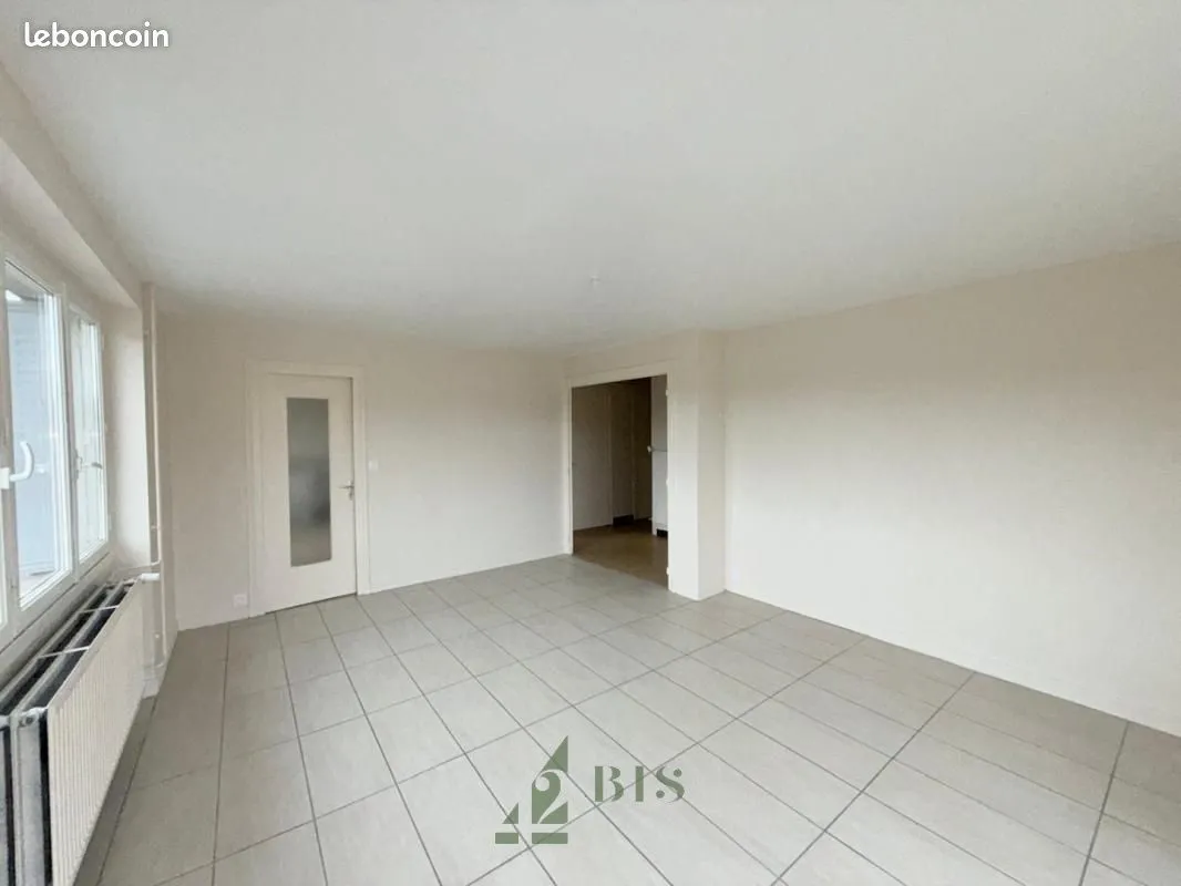 Immeuble 240 m² - Photo 1