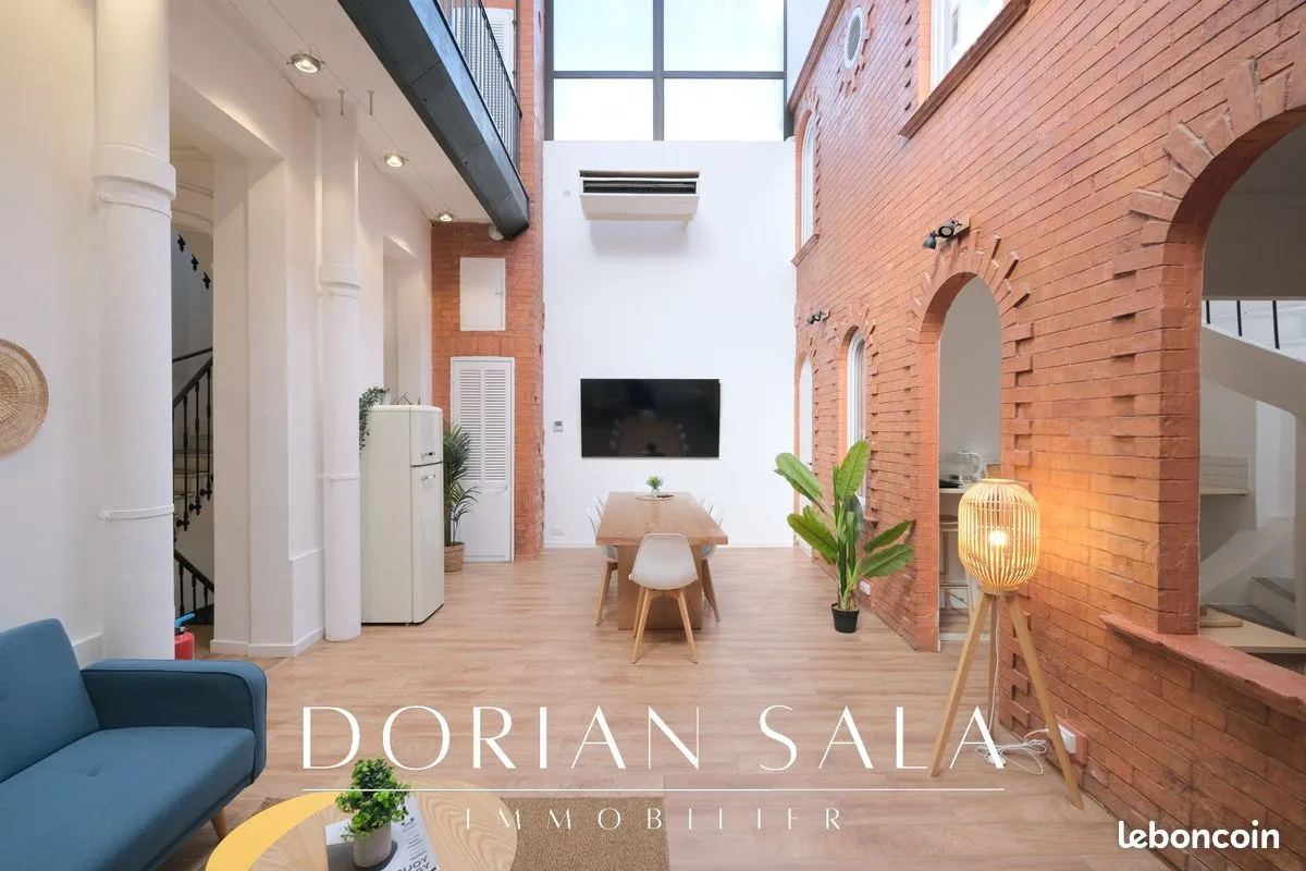 Immeuble 243 m² - Photo 1